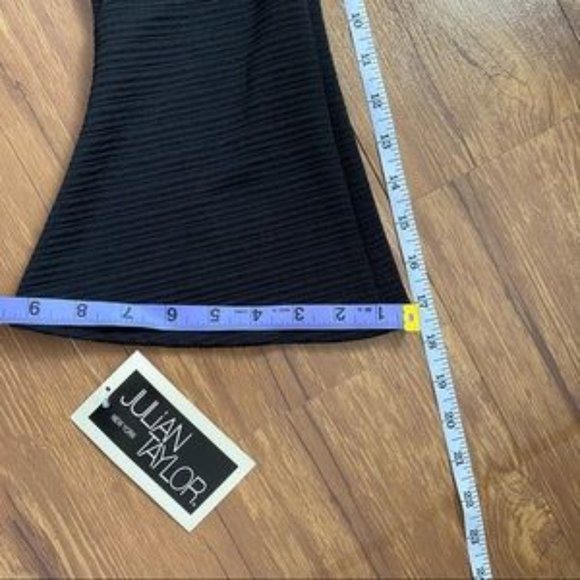 Julian Taylor Dress Bell Sleeved Fit and Flare 6 - Picture 11 of 15